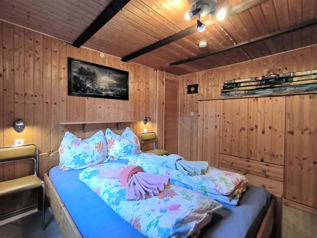 Ferienwohnung Mohnkopf - Unterkunft Fuer 2 Bis 3 Personen Mit Terrasse Jerrishoe Luaran gambar