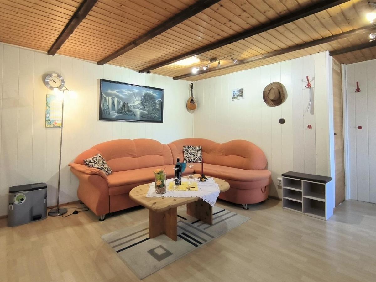 Ferienwohnung Mohnkopf - Unterkunft Fuer 2 Bis 3 Personen Mit Terrasse Jerrishoe Luaran gambar
